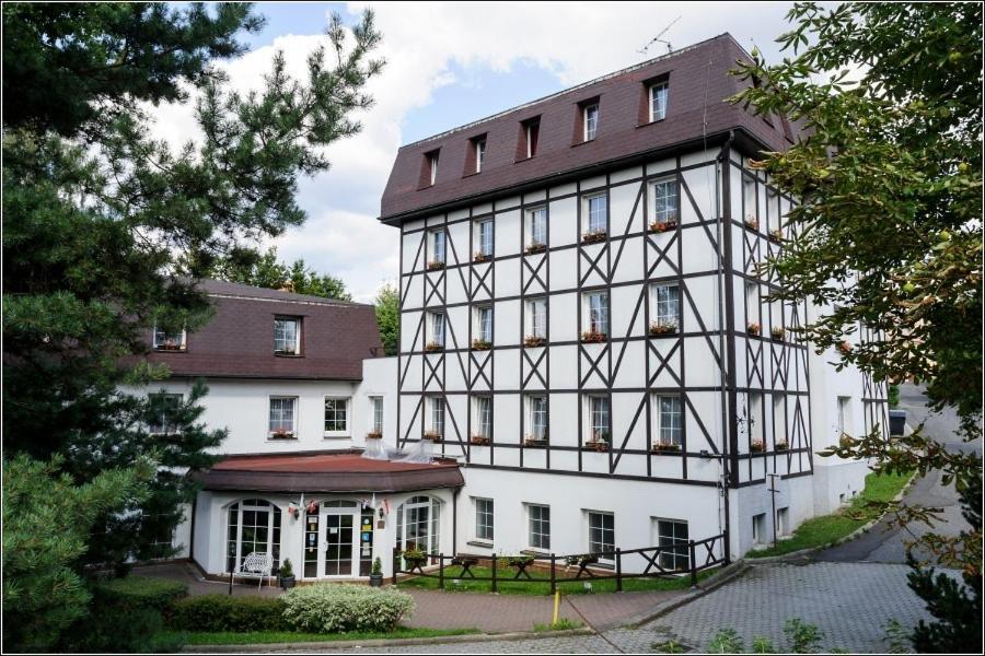 Valdstejn Hotel Liberec Exterior photo